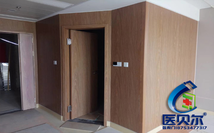 竹醫(yī)院門(mén)外銷火熱內(nèi)銷遇冷 情懷牌找出路