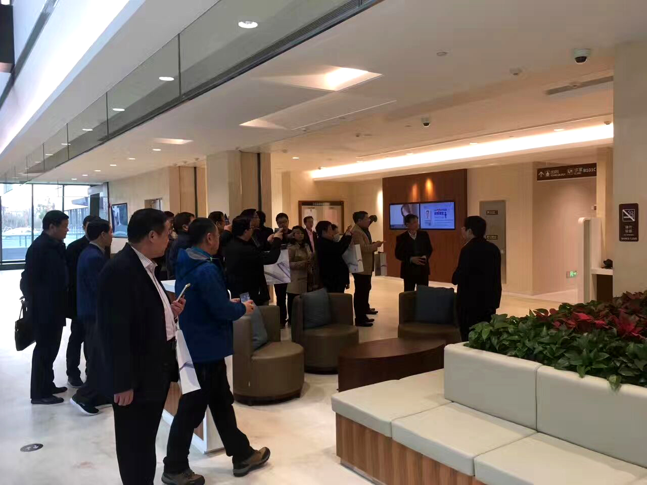 挑戰(zhàn)和機(jī)遇并存醫(yī)院門(mén)企業(yè)大展拳腳還需提升品牌價(jià)值